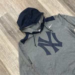NIKE Team Sports Cooperstown Collection Men’s NYYANKEES 1/4 Zip Hoodie -XL